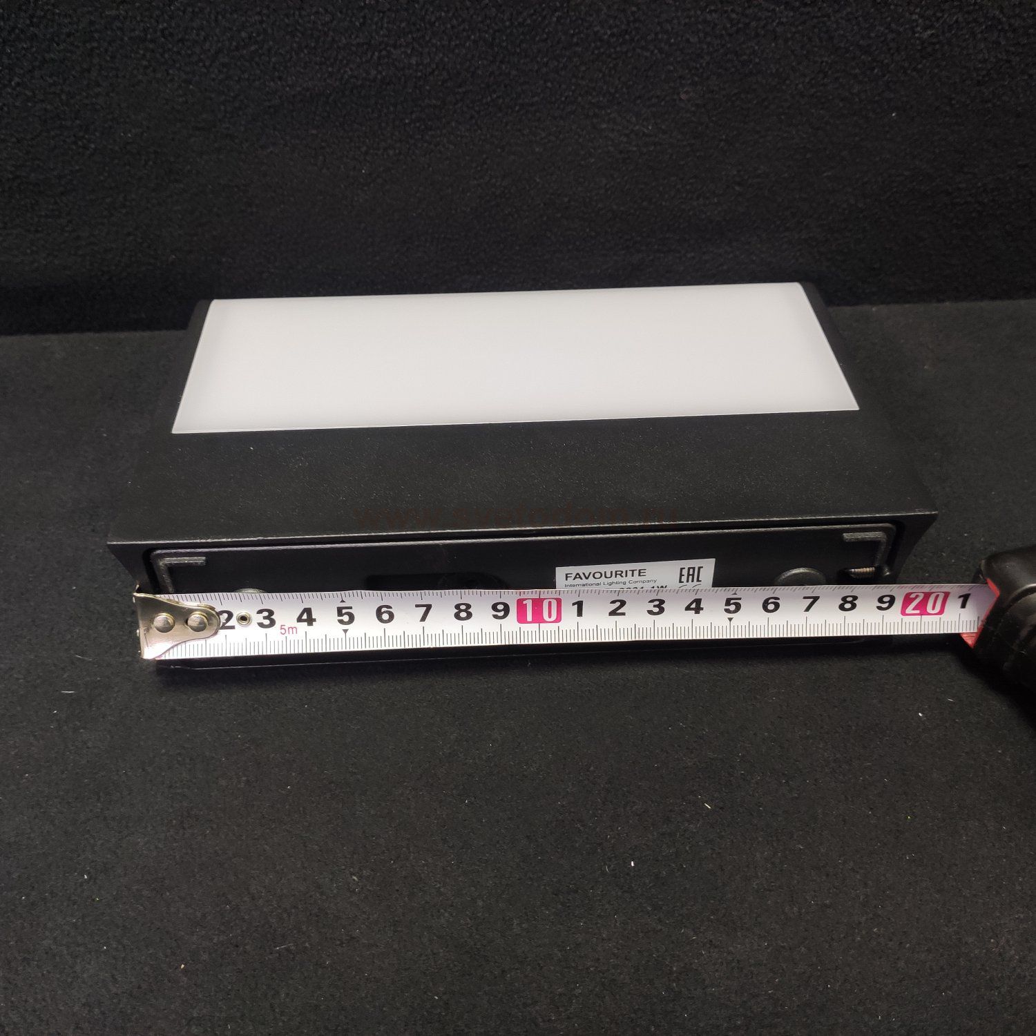 Уличный настенный светильник 6,5Вт 200мм Favourite 3031-1W Tantra