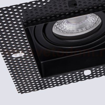 Врезной светильник под штукатурку Favourite 4536-1C Lamppu