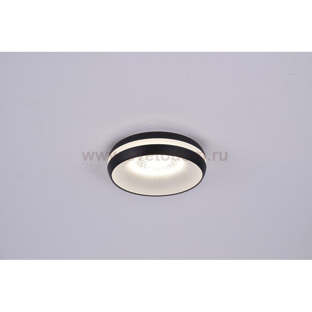 Светильник встраиваемый-накладной Omnilux OML-102819-01 Genova