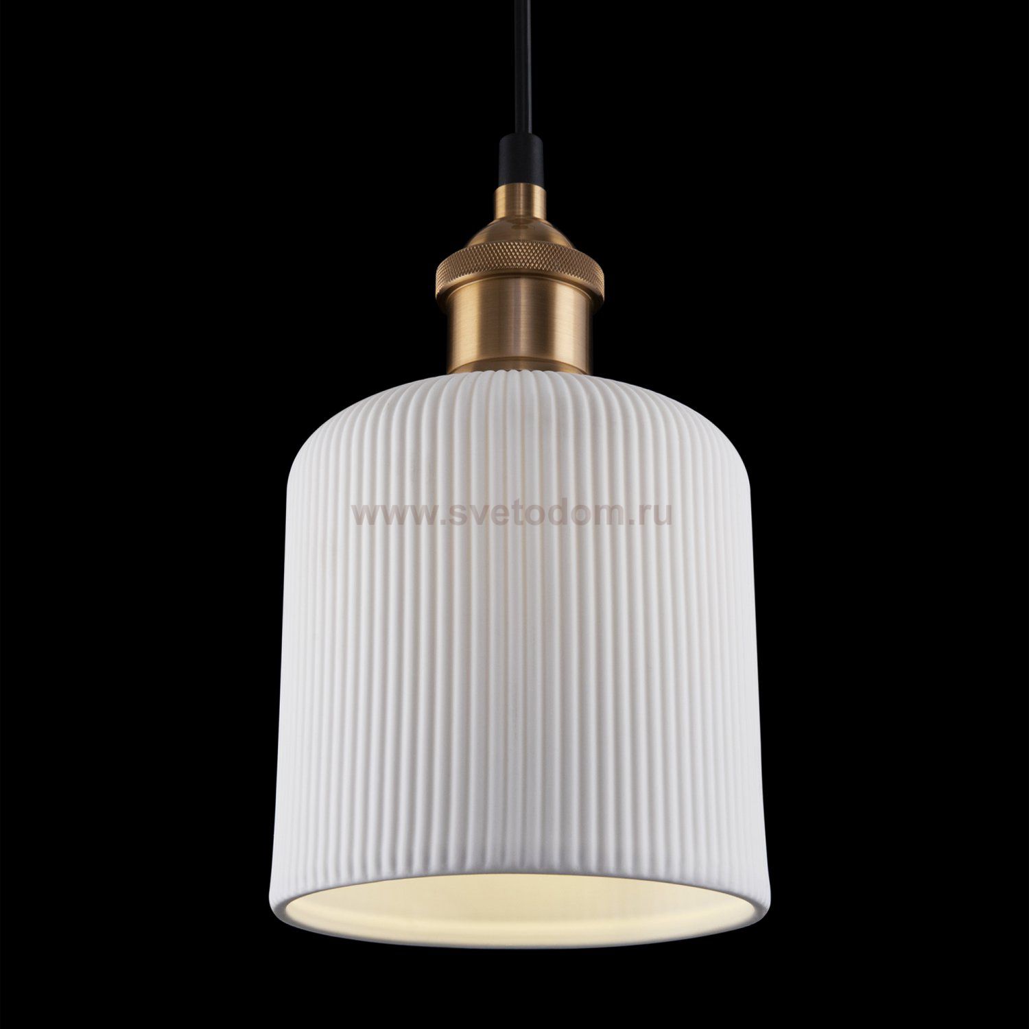 Подвесной светильник Freya FR9005PL-01GB Delta