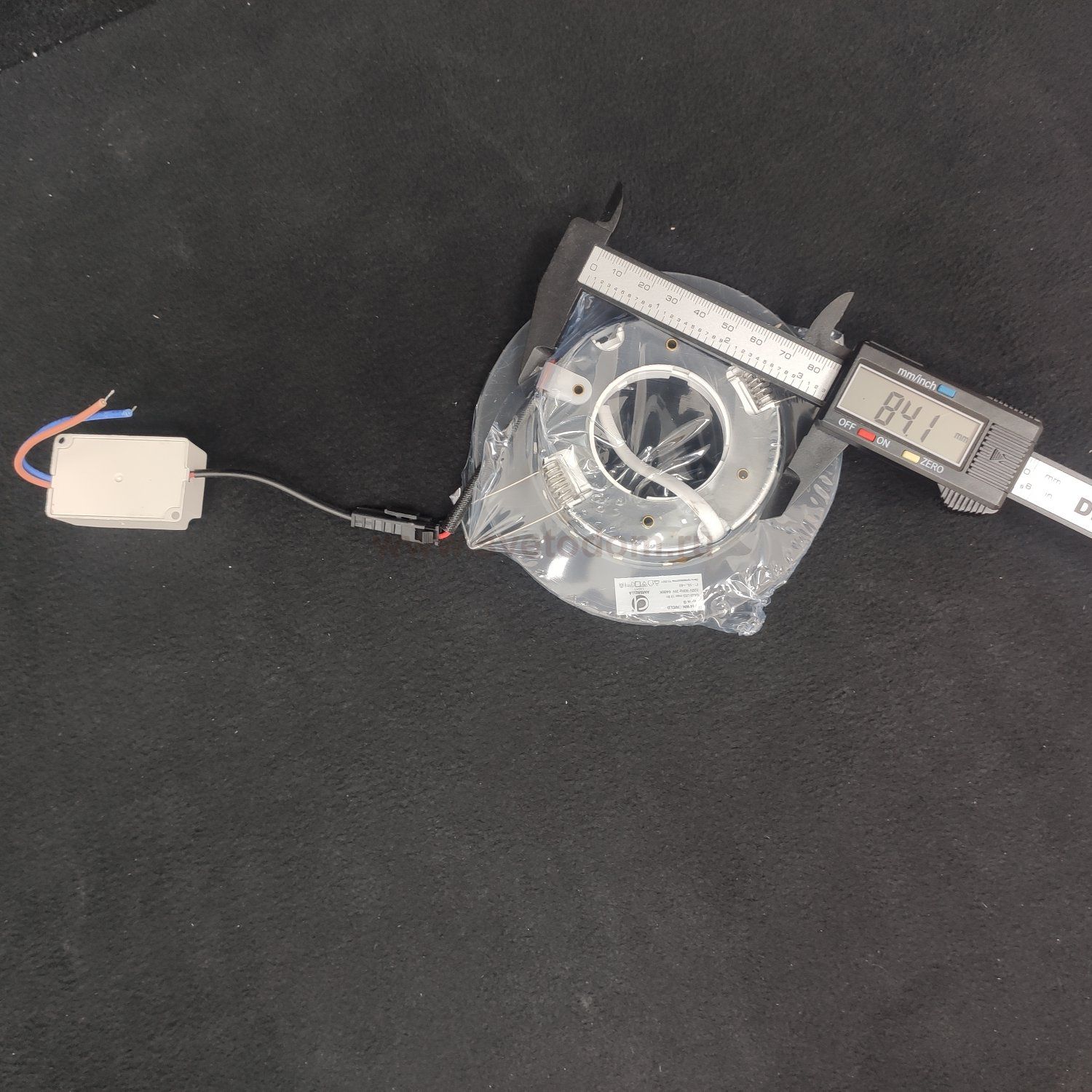 Встраиваемый точечный светильник GX53 с LED подсветкой Ambrella G214 WH/CH/CLD G