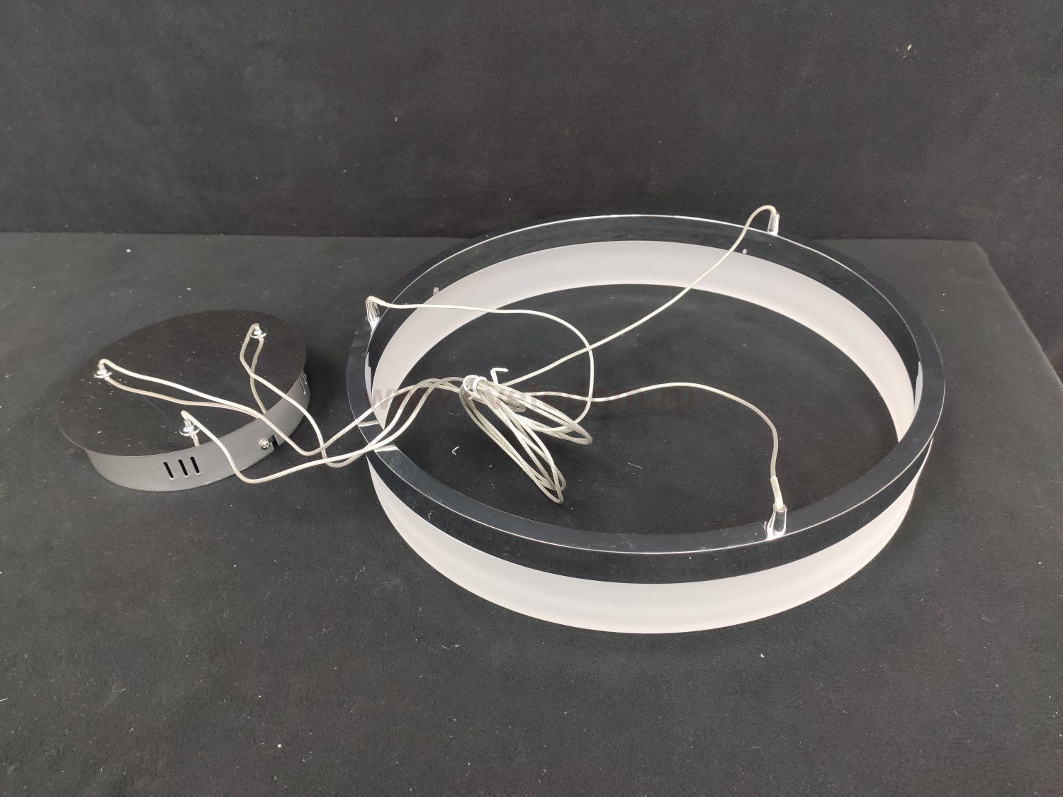 Подвесной светодиодный светильник G61044/1 Gerhort