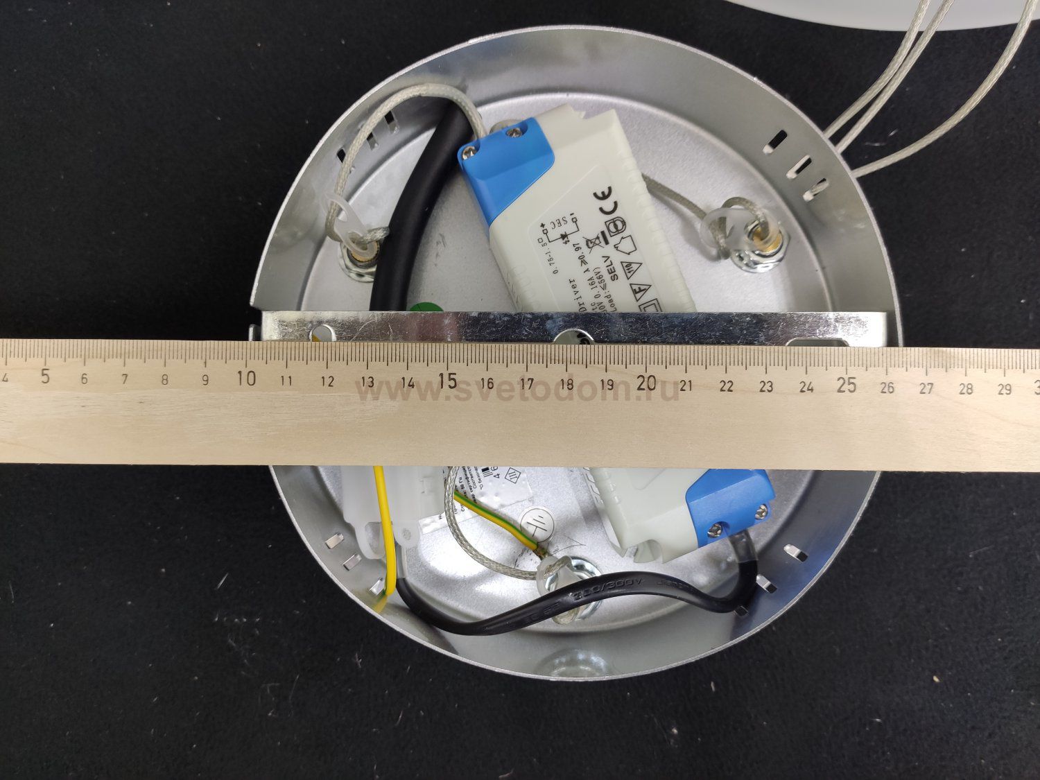 Подвесной светодиодный светильник G61044/1 Gerhort