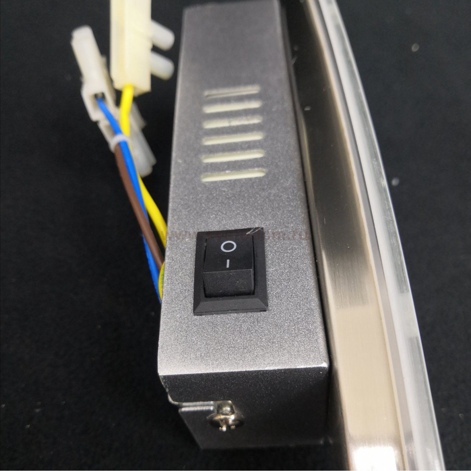 Настенный светодиодный светильник с выключателем G61088/1wSN Gerhort