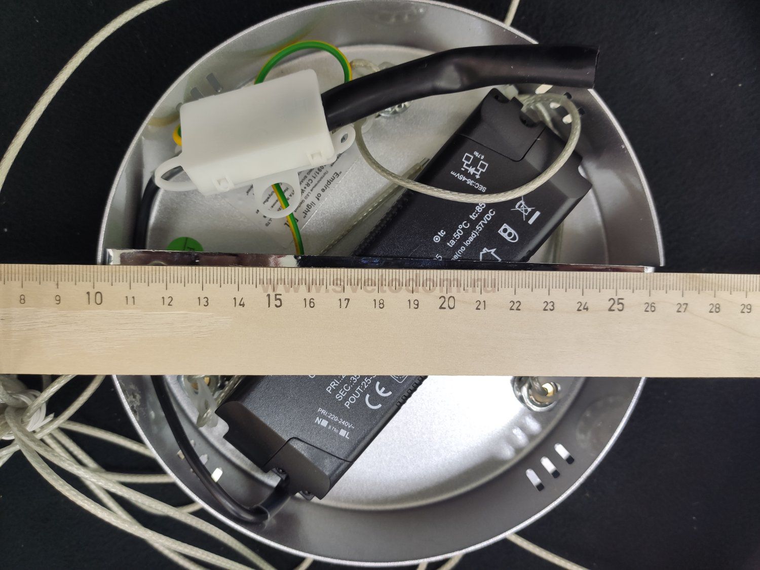 Потолочная светодиодная люстра G61091/3CH Gerhort