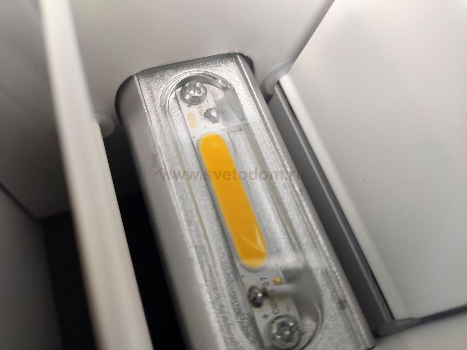 Настенный светодиодный светильник G62011/1wWT Gerhort