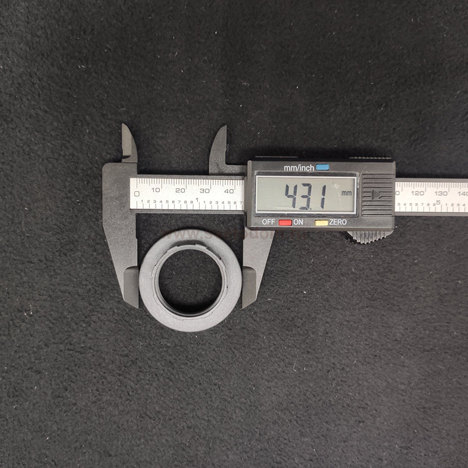 Кольцо крепёжное для патрона Е14 цвет черный 43*10мм