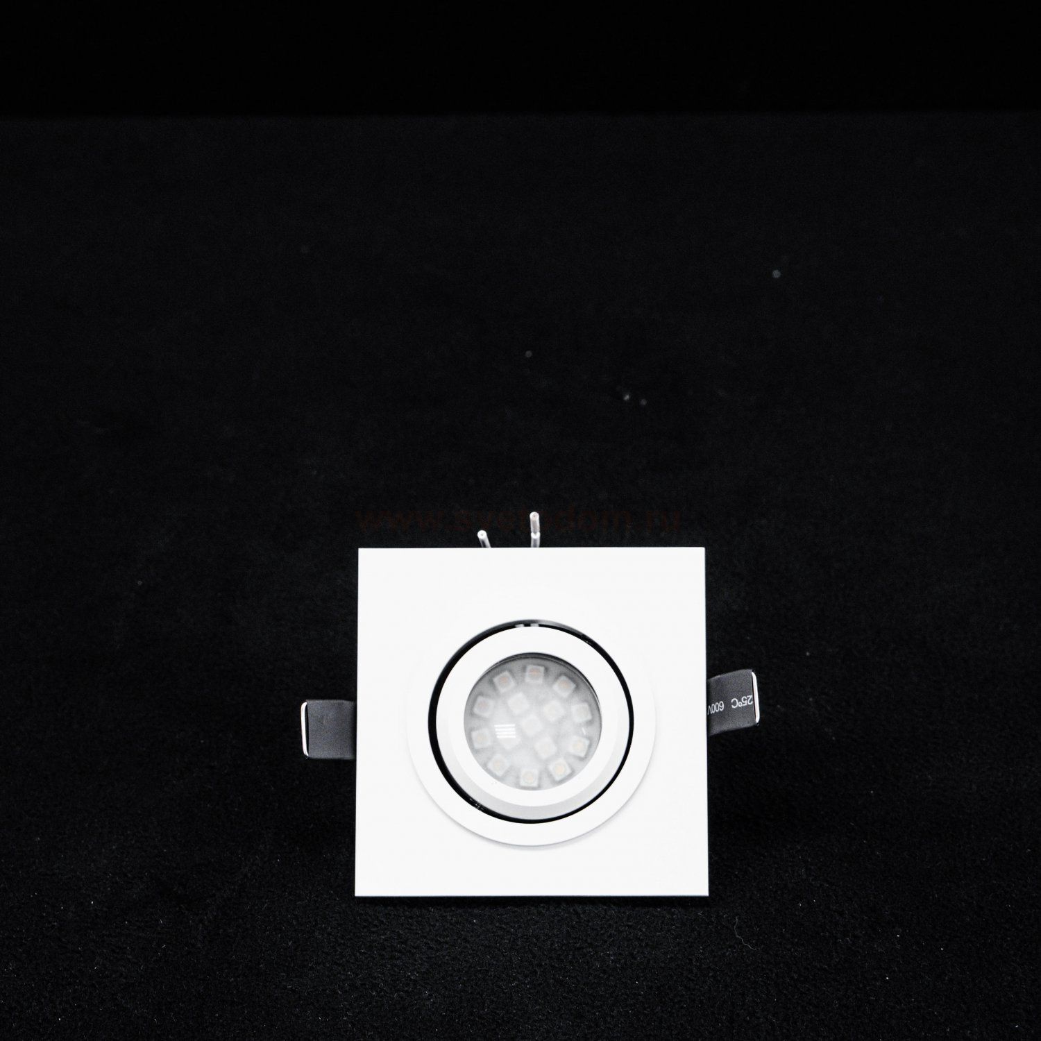 Светильник встраиваемый квадратный 100*100мм белый Lightstar 11611 Singo