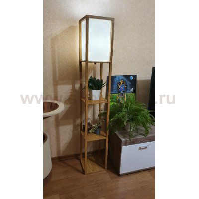 Торшер деревянный цвета бук с полочками Colosseo 0332 Woodruff бук