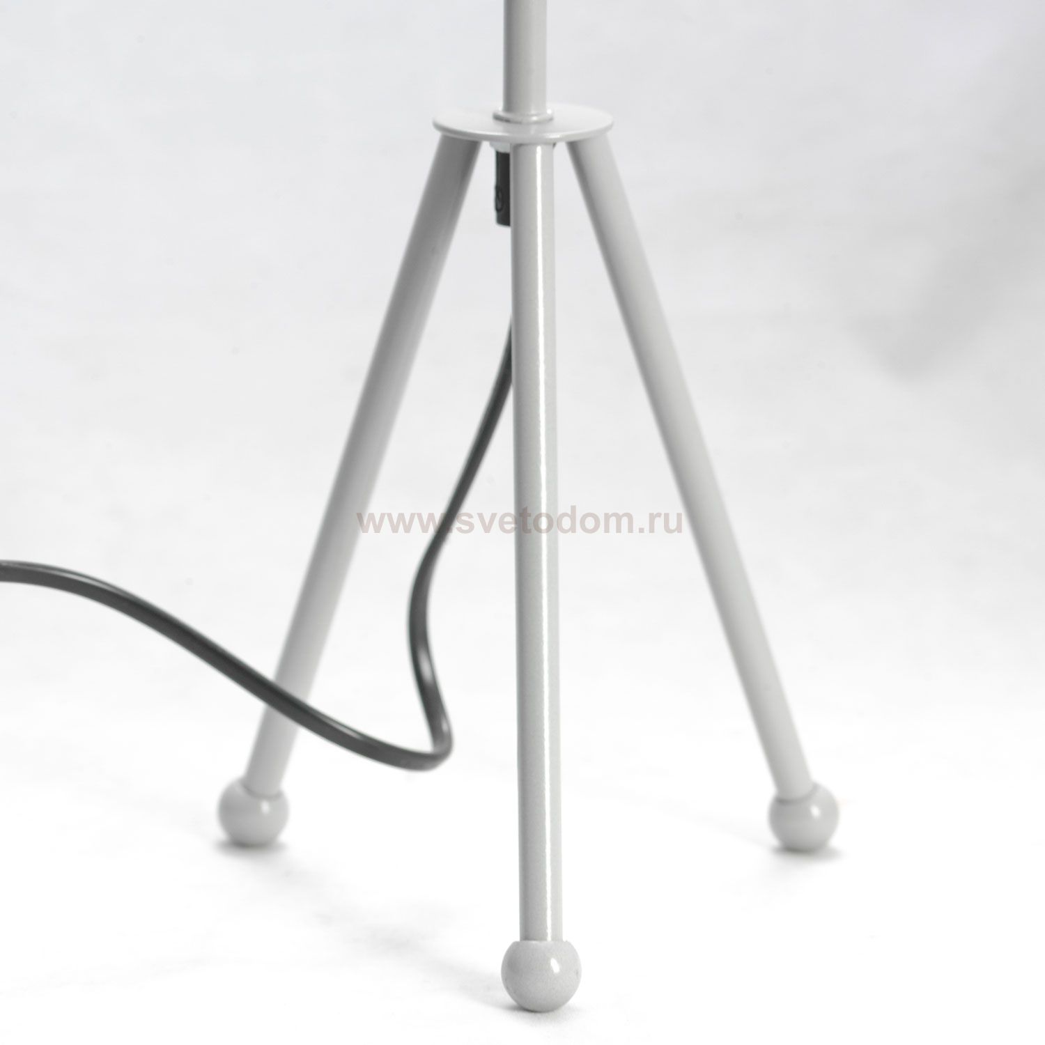 Настольный светильник Lussole LSP-0537 AMISTAD