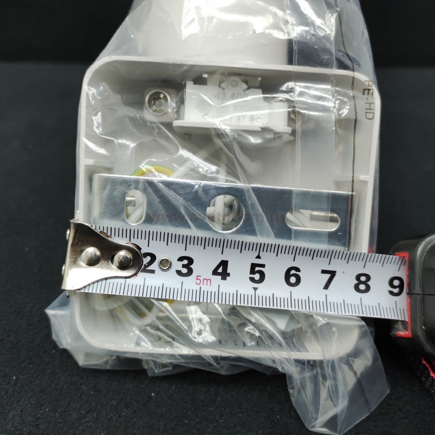 Светильник настенный поворотныйMantra 6284 SAL GU10