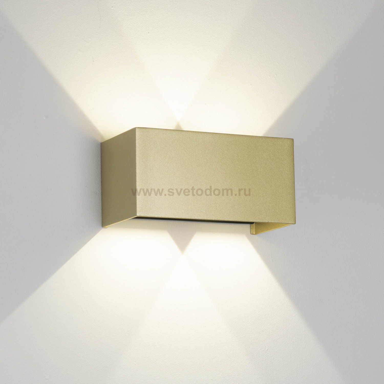 9224 Настенный уличный светильник DAVOS