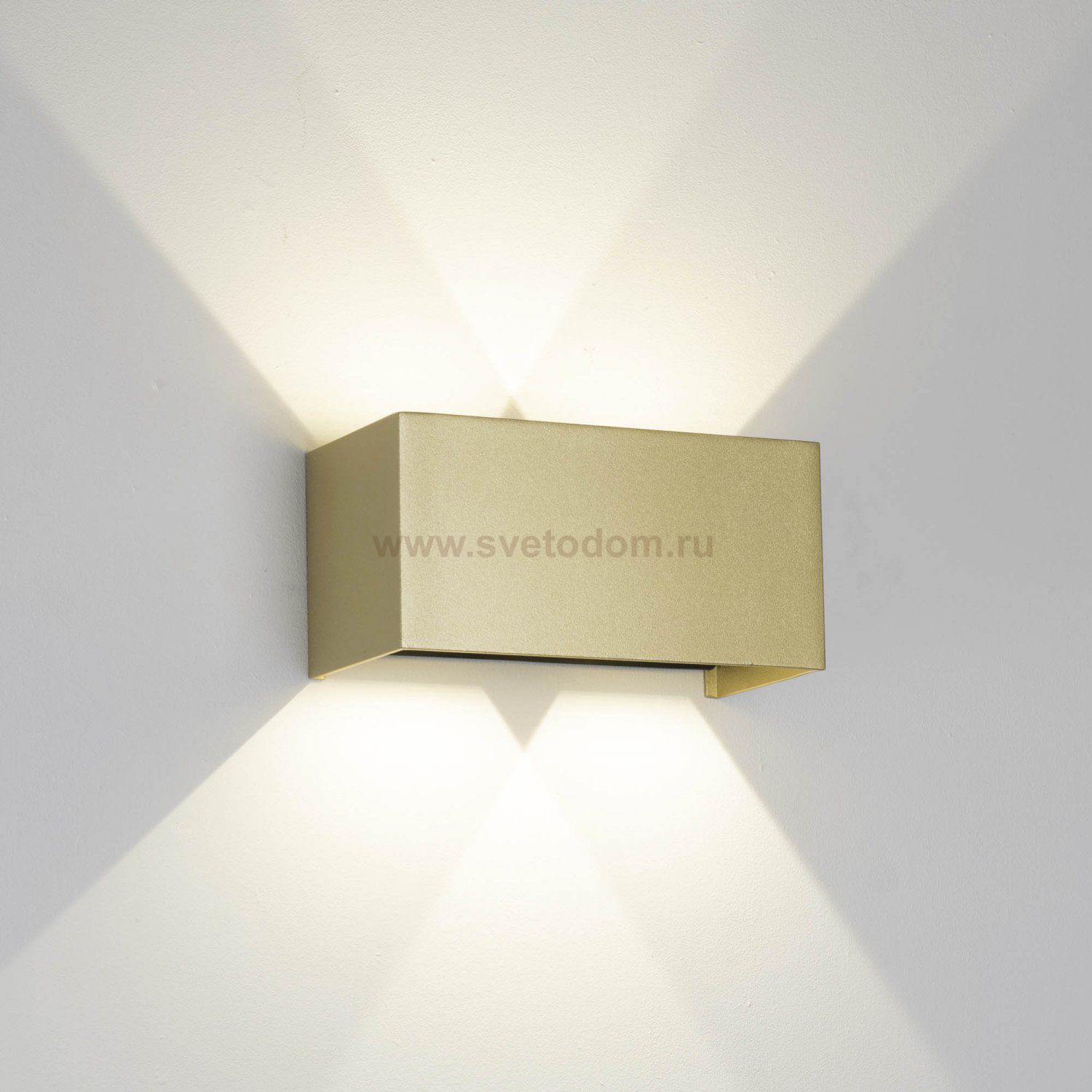 9227 Настенный уличный светильник DAVOS