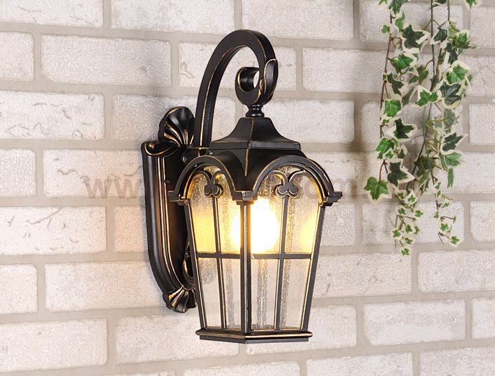 Уличный настенный светильник Mira D черное золото Elektrostandard