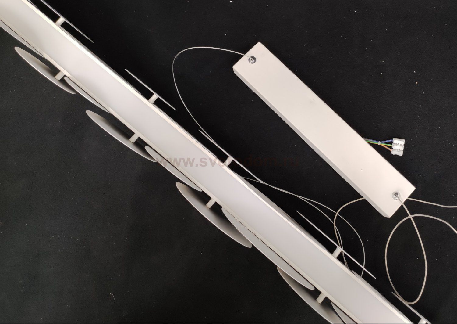 Подвесной светильник Maytoni MOD003PL-L54WS Cloud