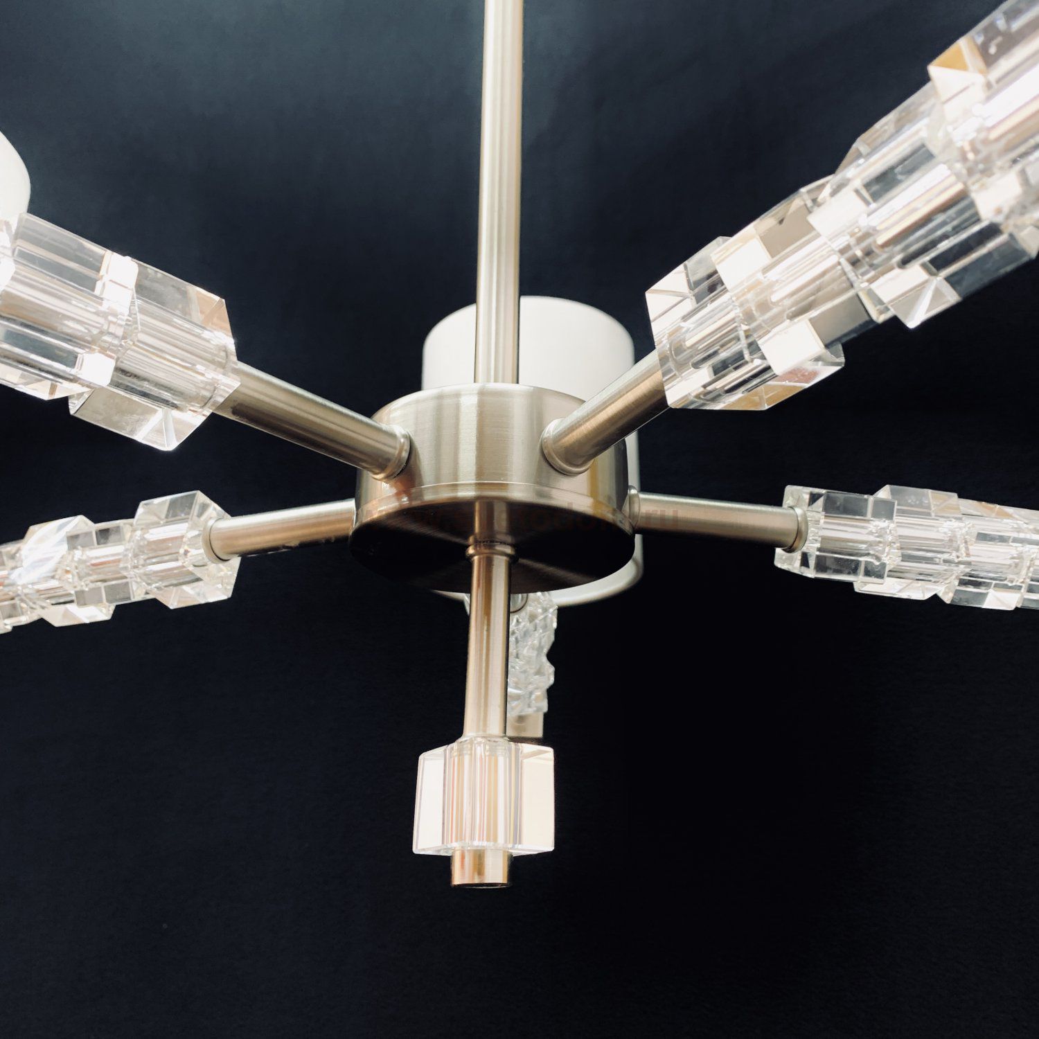 Люстра Maytoni MOD011PL-05N Cube