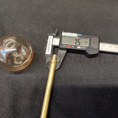 Потолочный светильник Maytoni MOD133CL-04BS