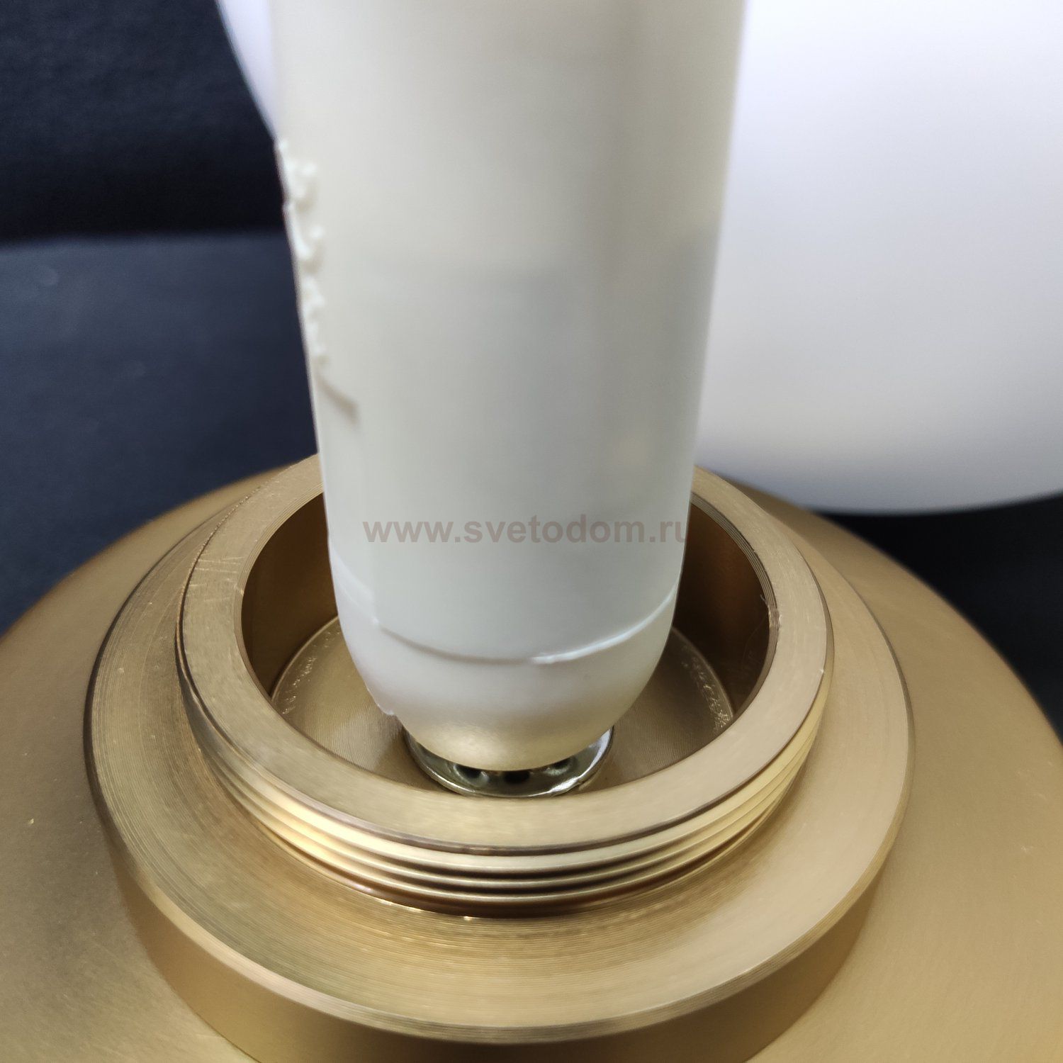 Настенный светильник (бра) Maytoni MOD321WL-01G1