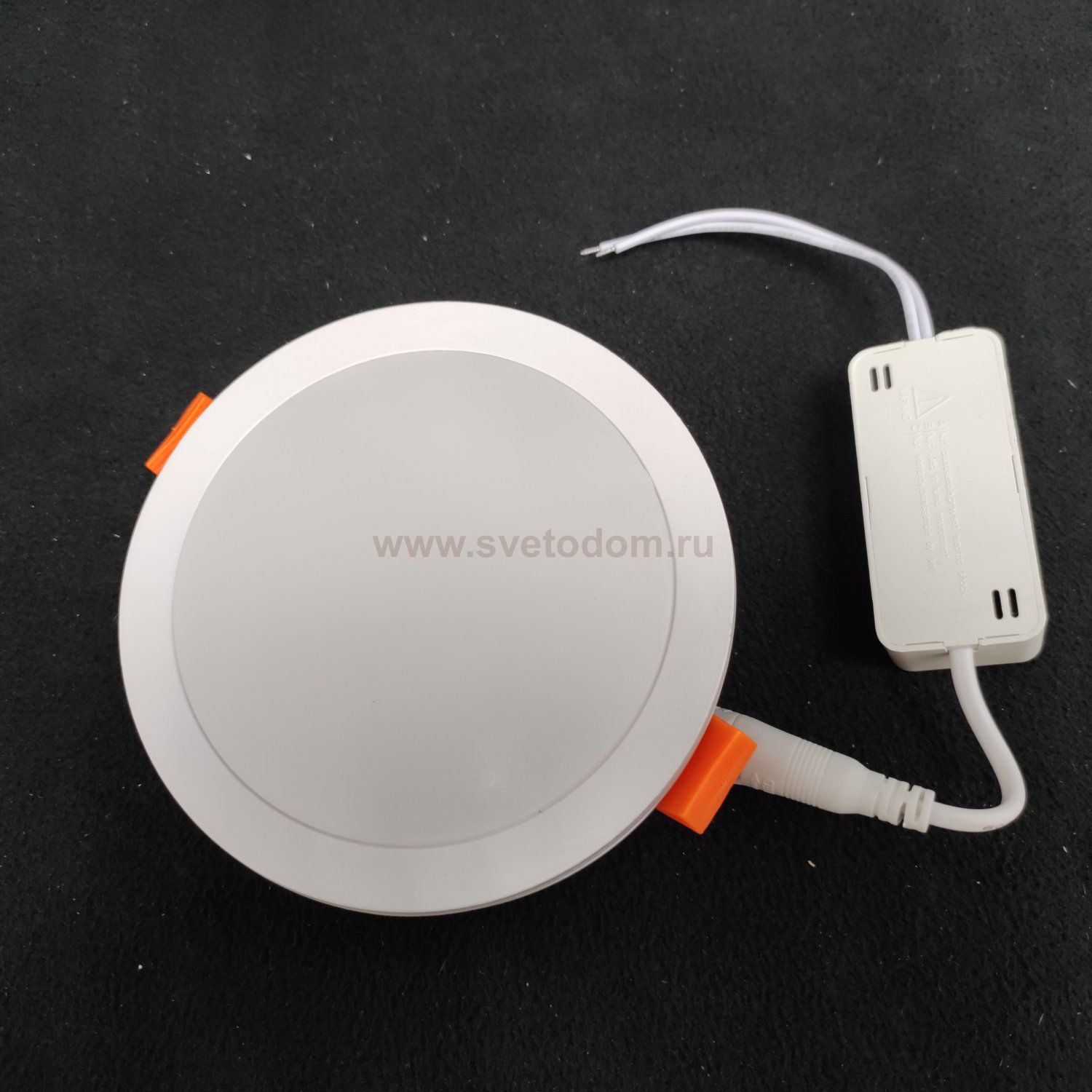 Встраиваемый светодиодный светильник Novotech 357963 KLAR