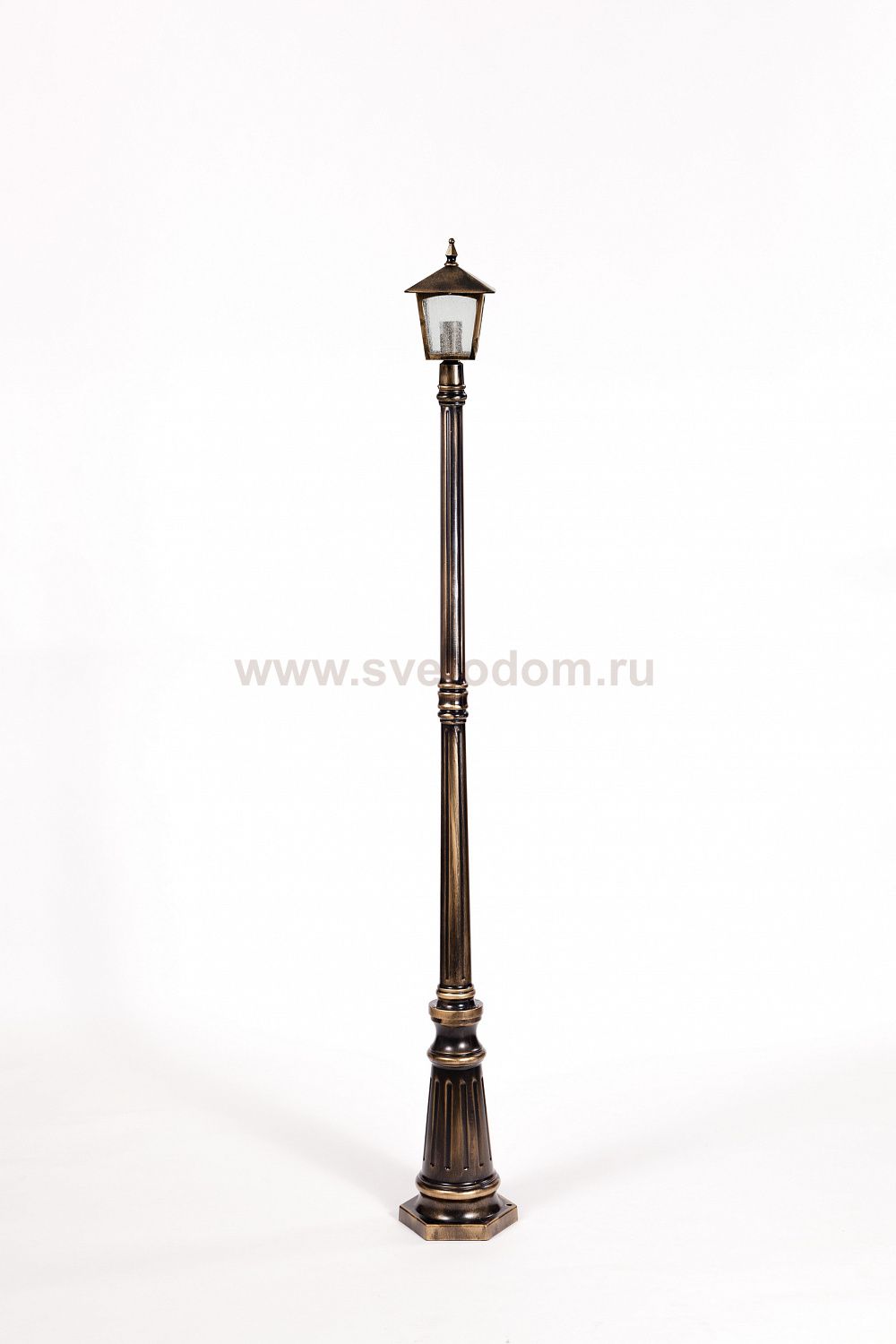 Светильник столб уличный 1 фонарь Oasis Light 15909 Gb