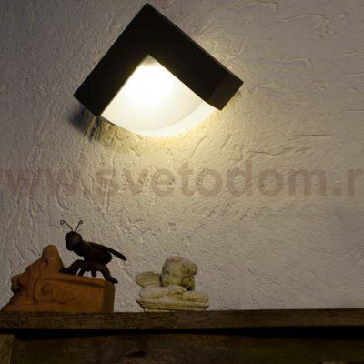 Светильник настенный Oasis Light 2104