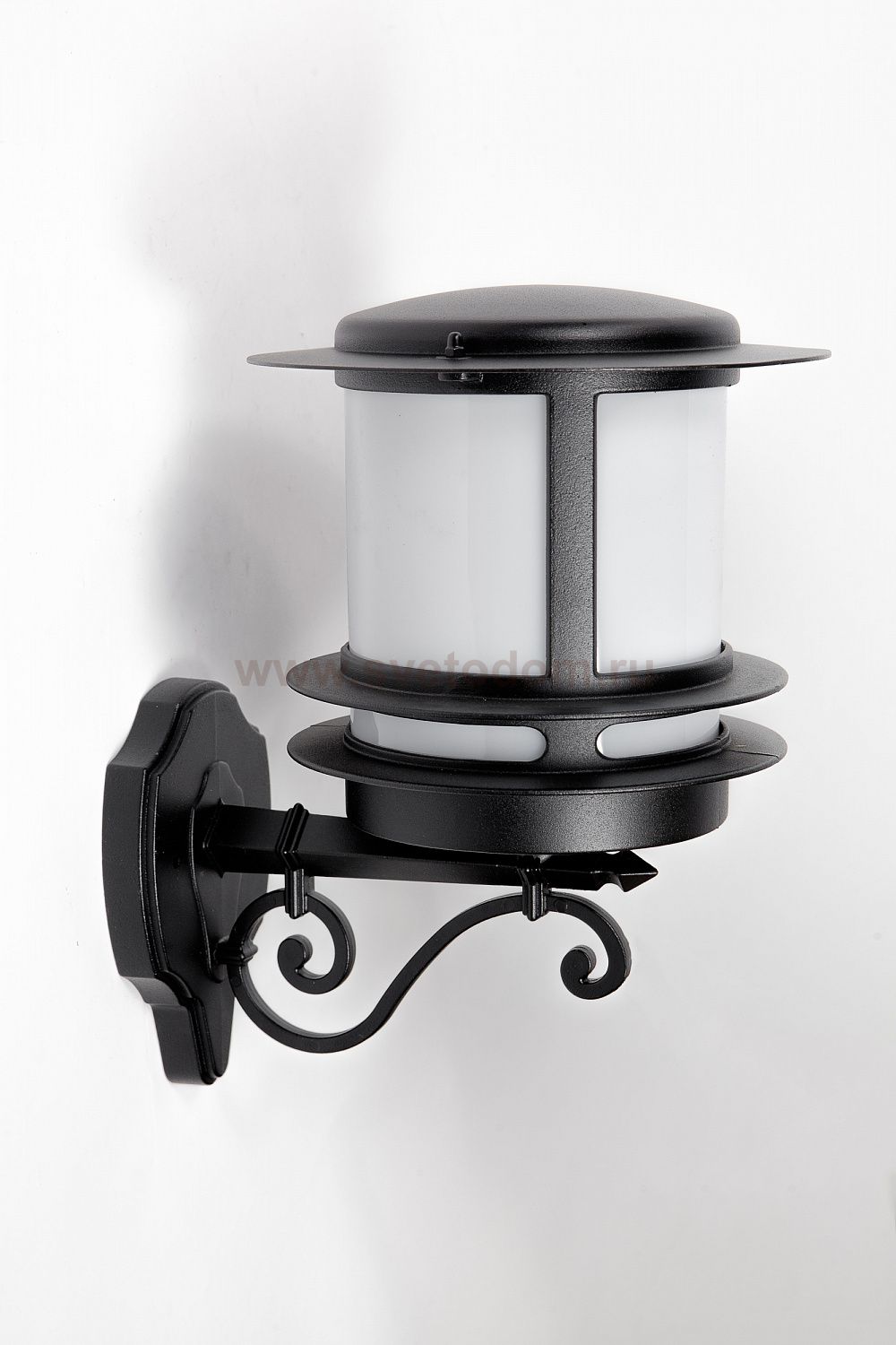 Светильник настенный Oasis Light 68301/02 Bl opal