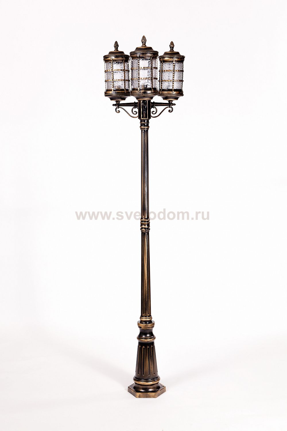 Светильник столб уличный 3 фонаря Oasis Light 81209B Gb