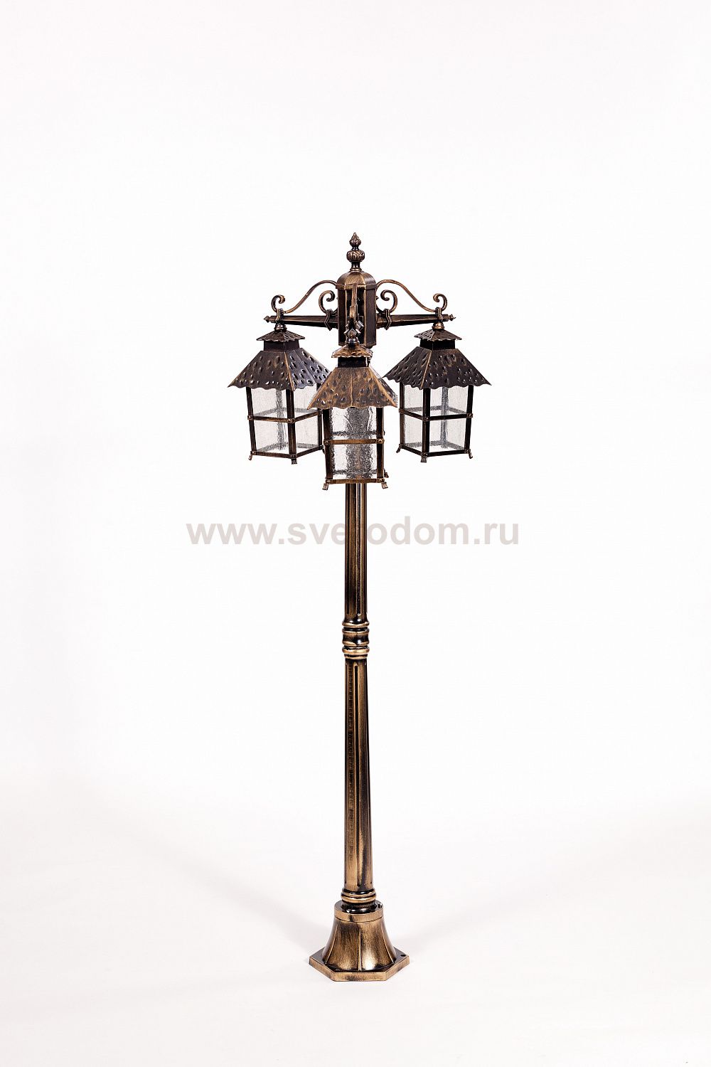 Светильник столб уличный 3 фонаря Oasis Light 81408B Gb