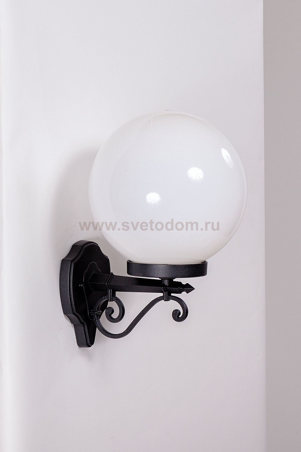 Светильник настенный Oasis Light 88201S Bl