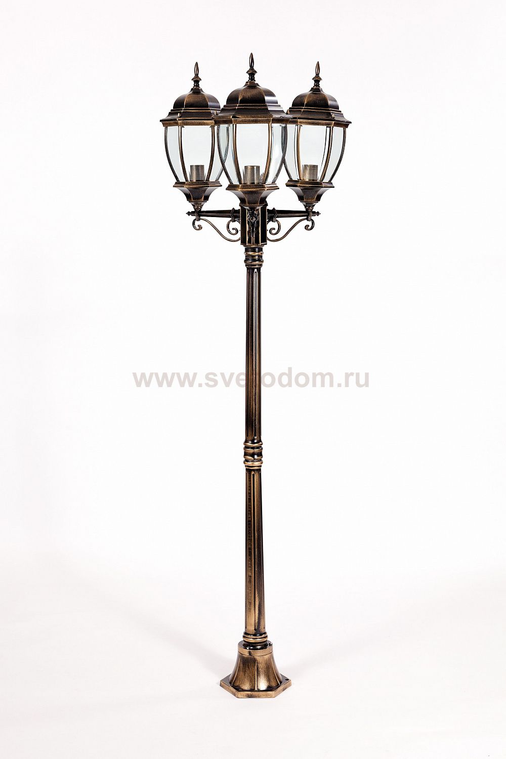 Светильник столб уличный 3 фонаря Oasis Light 91208LB Gb