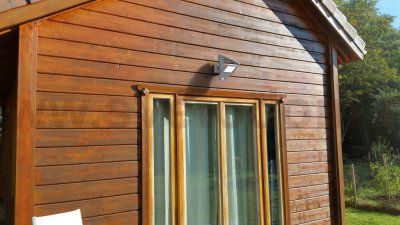 Светильник настенный на солнечной батарее с 1 поворотным модулем, датчиком движения и поворотной солнечной панелью Oasis Light P9011