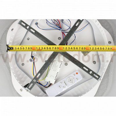 Люстра потолочная Omnilux OML-08417-140 Arzano