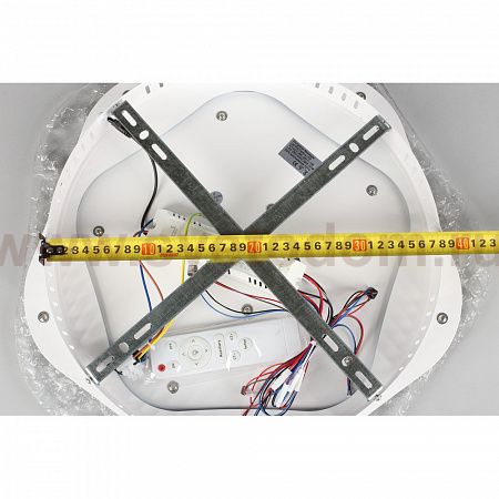 Люстра потолочная Omnilux OML-08517-140 Brunico