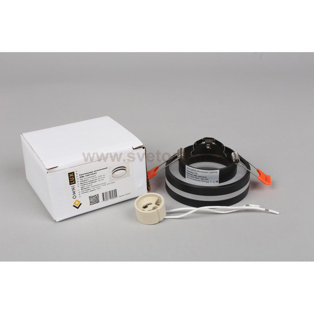 Светильник встраиваемый-накладной Omnilux OML-102719-01 Napoli