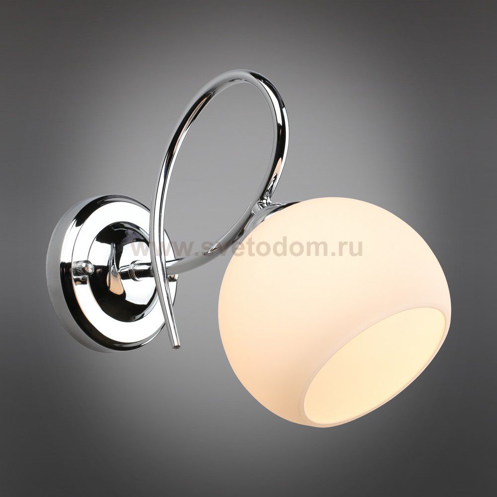 Светильник настенный (Бра) Omnilux OML-25101-01 Casoria