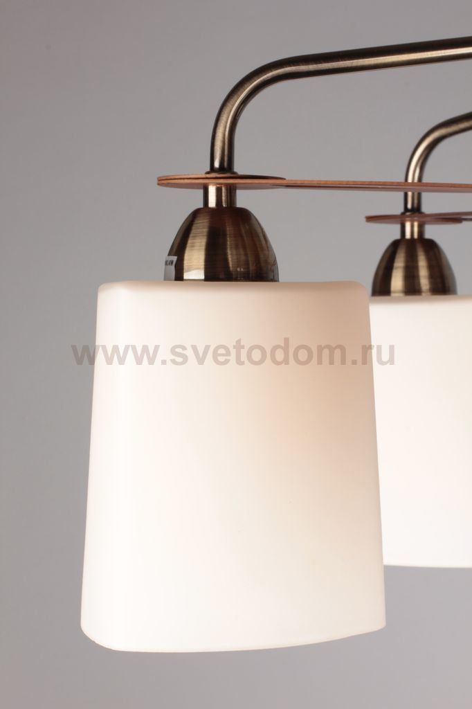 Люстра Omnilux OML-26817-06 Maress