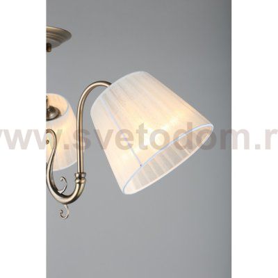 Люстра потолочная Omnilux OML-29117-03 Leonessa