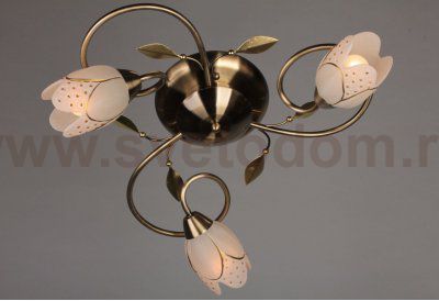 Люстра потолочная Omnilux OML-37907-03 Vallage