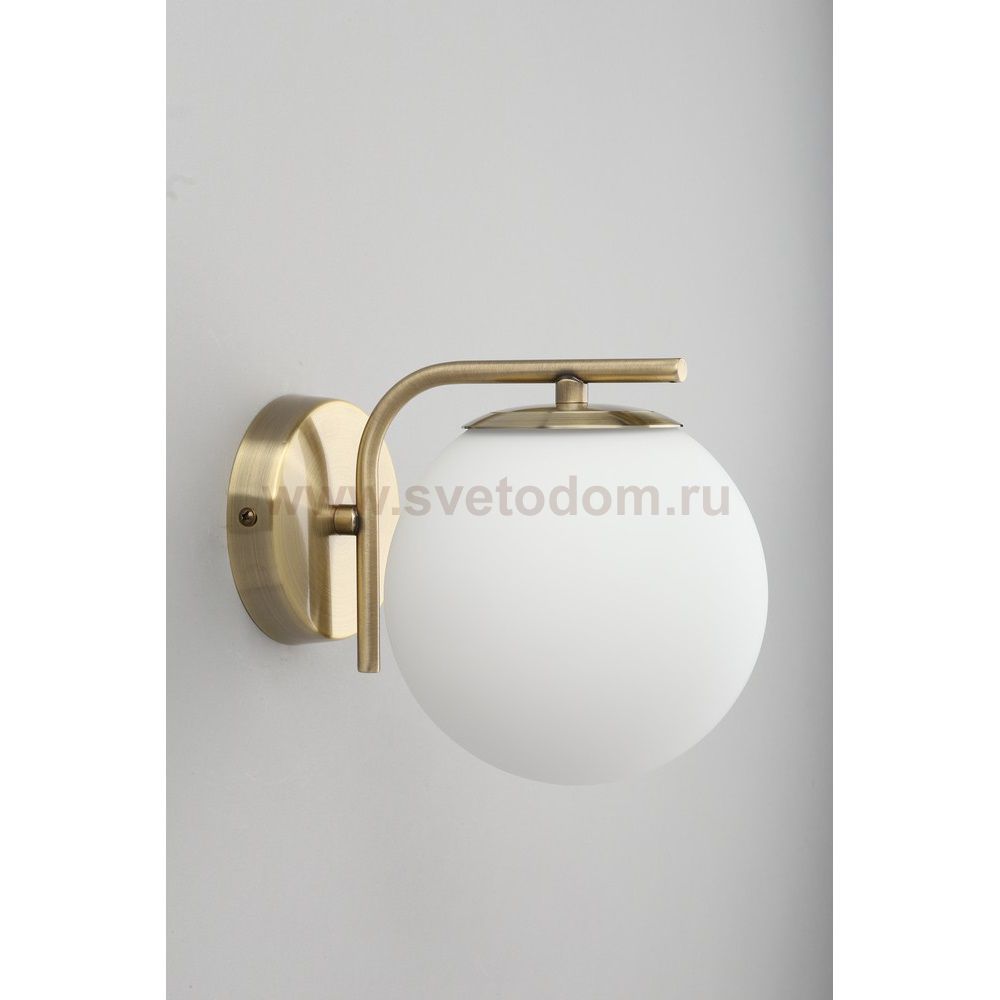 Светильник настенный (Бра) Omnilux OML-66611-01 Avetrana