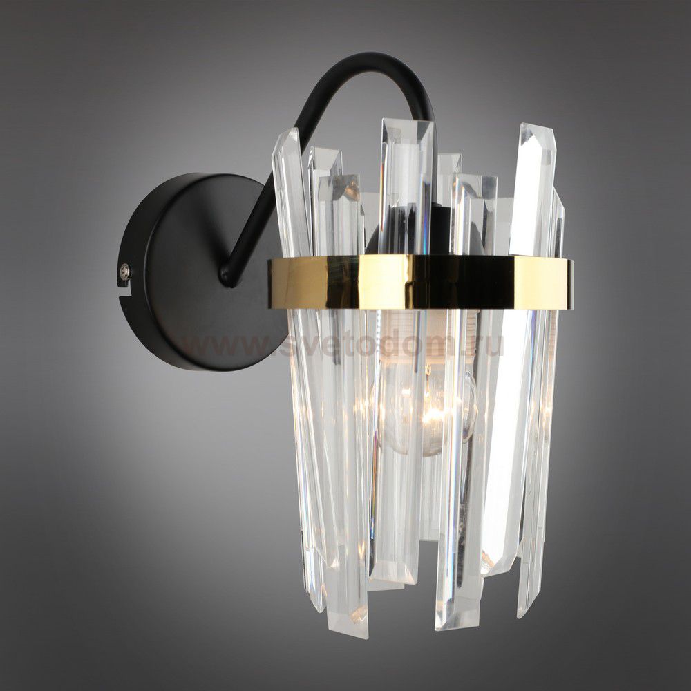 Светильник настенный бра Omnilux OML-67711-01