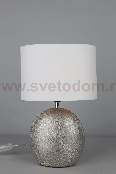 Настольная лампа Omnilux OML-82304-01 Valois
