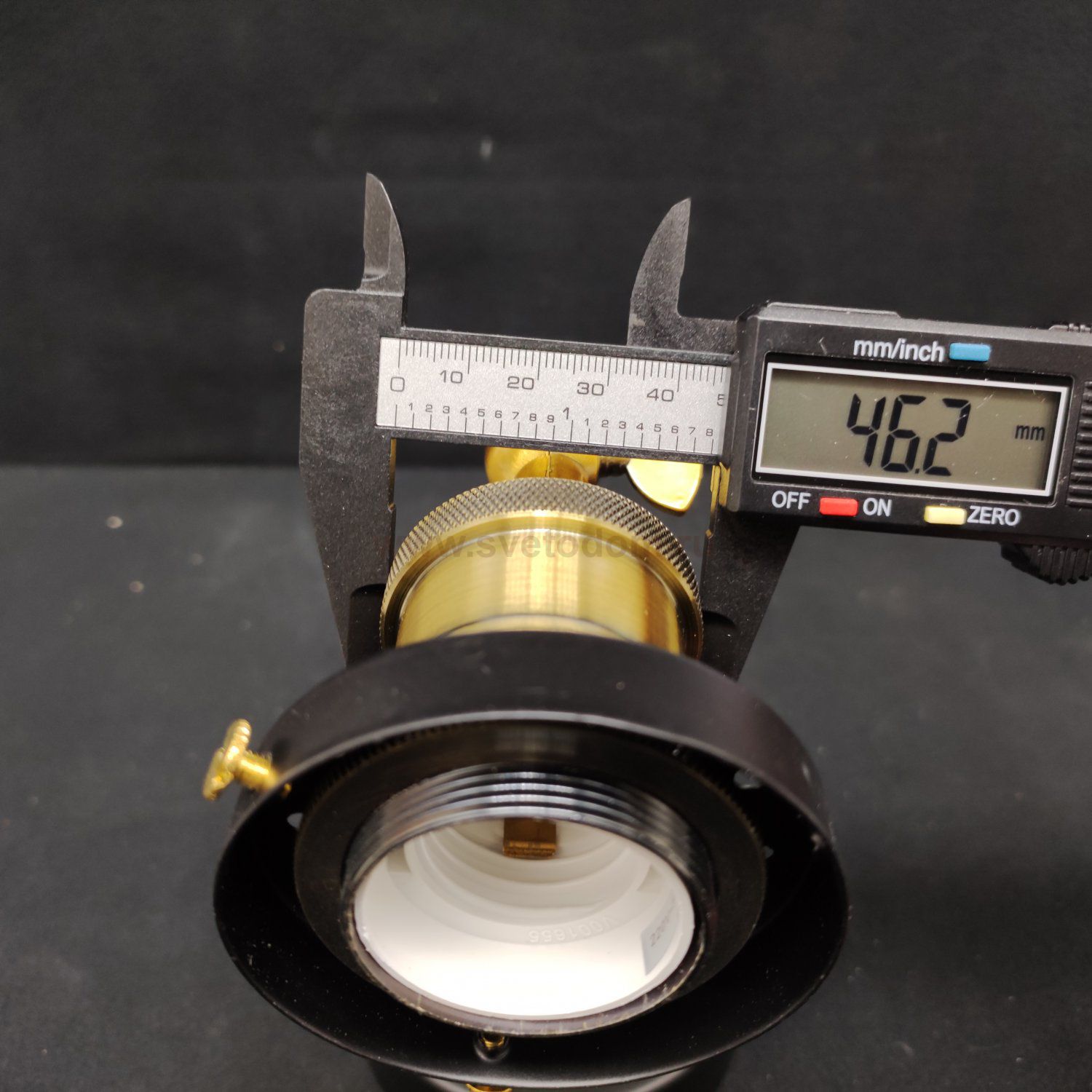 Светильник бра Omnilux OML-90601-01 Caprice