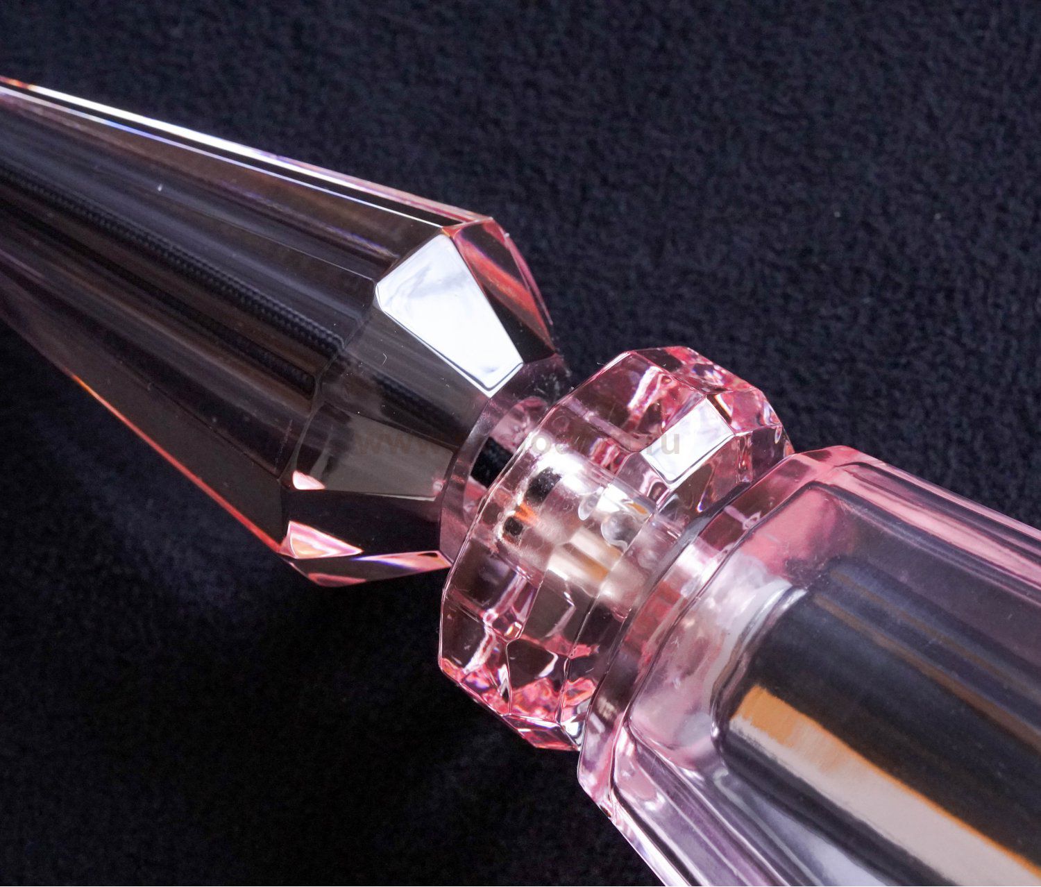 Светильник подвесной Maytoni P028PL-01PN розовый