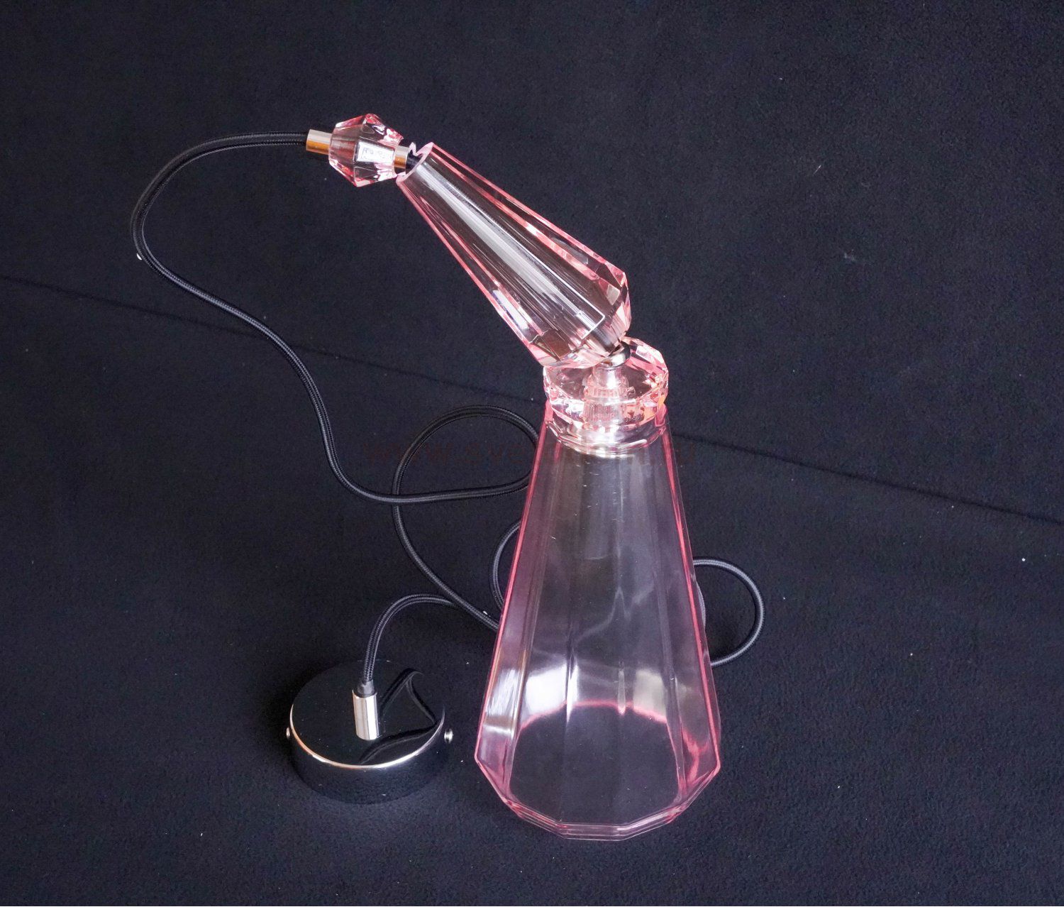 Светильник подвесной Maytoni P028PL-01PN розовый