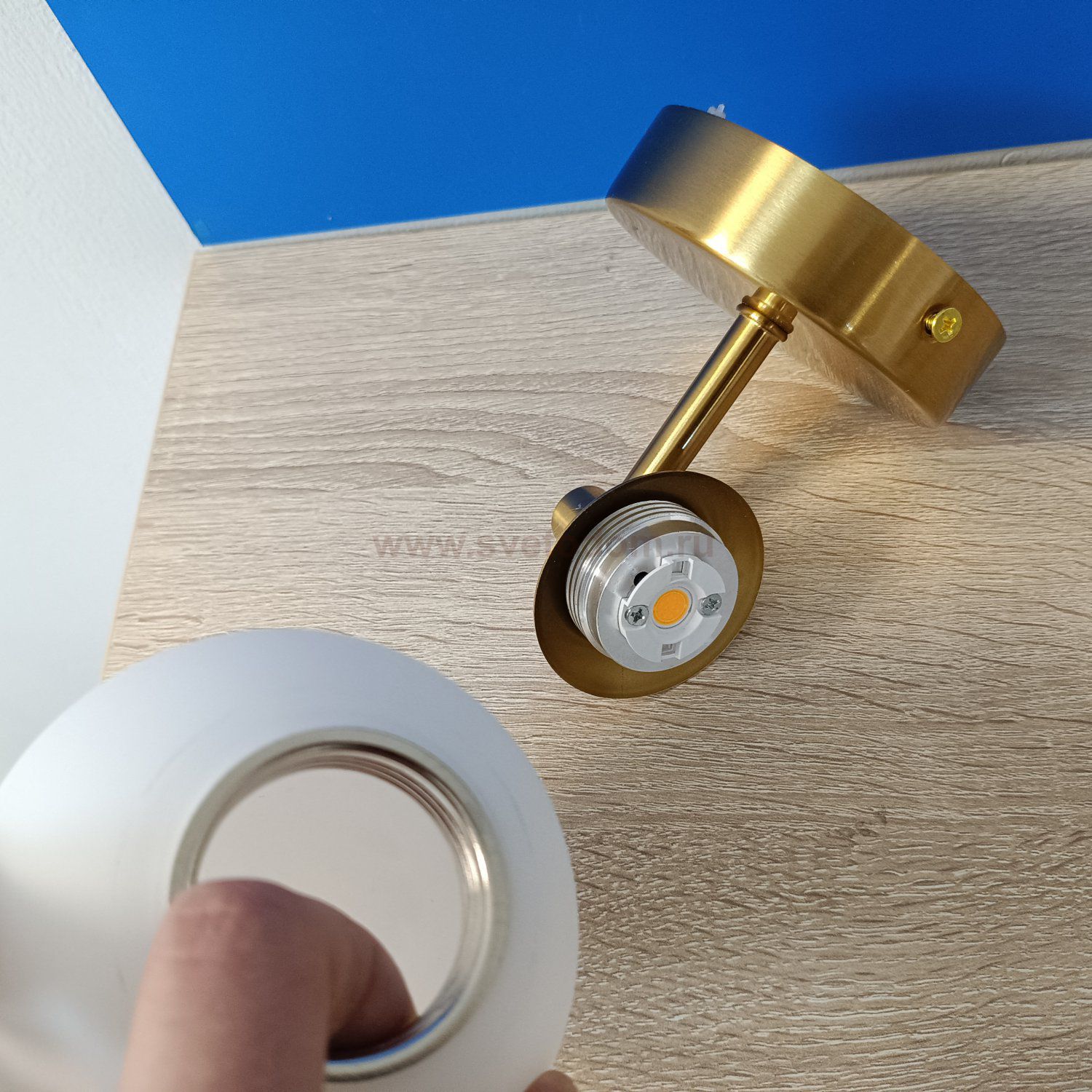 Плафон стекло шар белый матовый 100мм с резьбой 30мм OL 4359 LOLLA