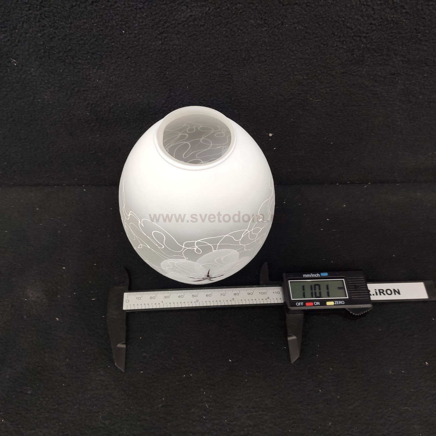 Плафон стекло с узором 110*117мм Е27 (41мм посадка) Colosseo 71619