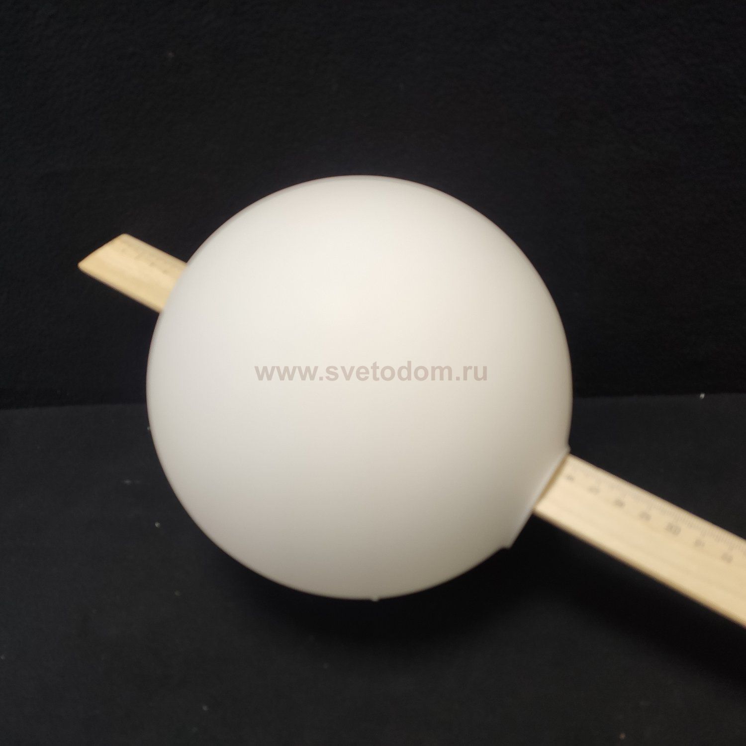 Плафон стекло с двумя отверстиями 40мм диаметром 170мм матовый белый Aployt APL.009 Arabel