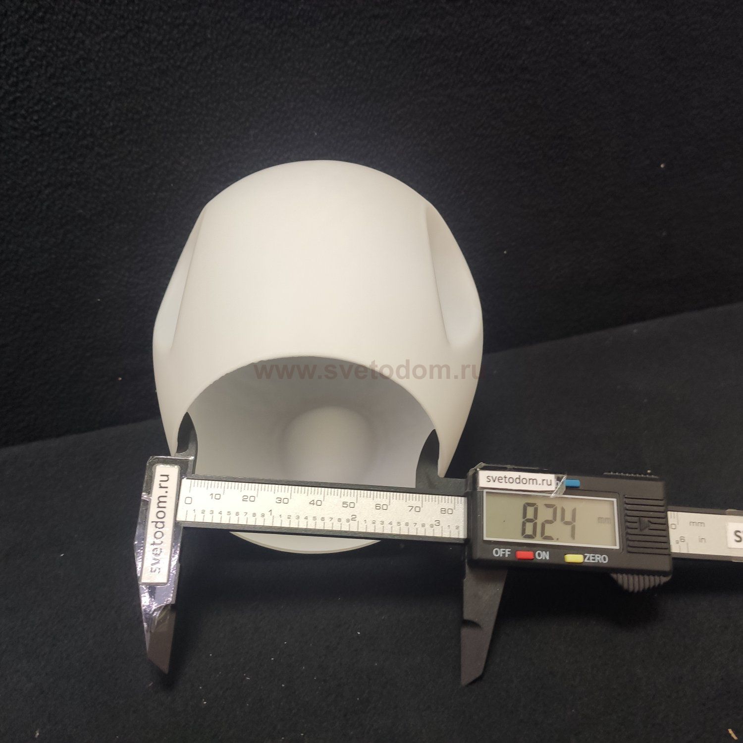 Плафон стекло матовое 130*130мм Е27 (46мм посадка) Arte Lamp A2706PL BRIGHTON