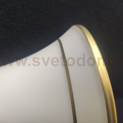Плафон стекло бежевое с золотой каемкой 135*110мм E27 (41мм посадка) Arte Lamp A2709PL BLOSSOM