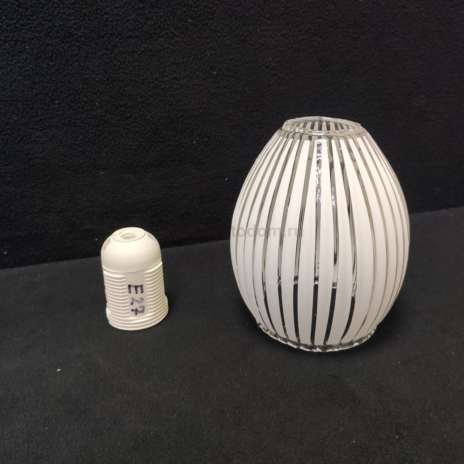 Плафон стекло полосатый 110*125мм E27 (37мм посадка) Arte lamp A2941PL ARYA